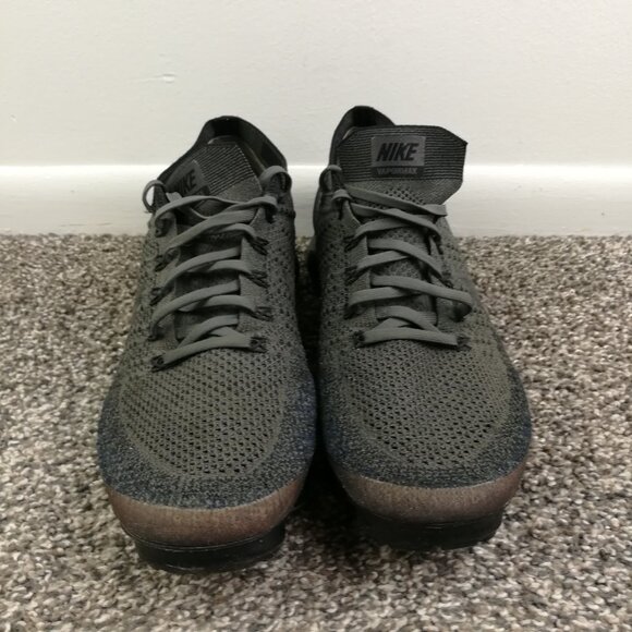 Nike Air VaporMax Flyknit 2 Dark Gray Black 942843-002 Womens 12 / Mens 10.5 - Picture 2 of 7